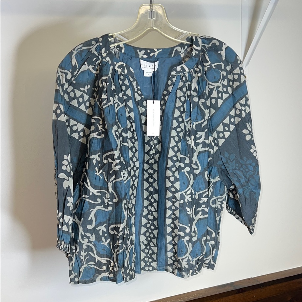 NWT Velvet by Graham & Spencer Boho Patterned Blouse- XS